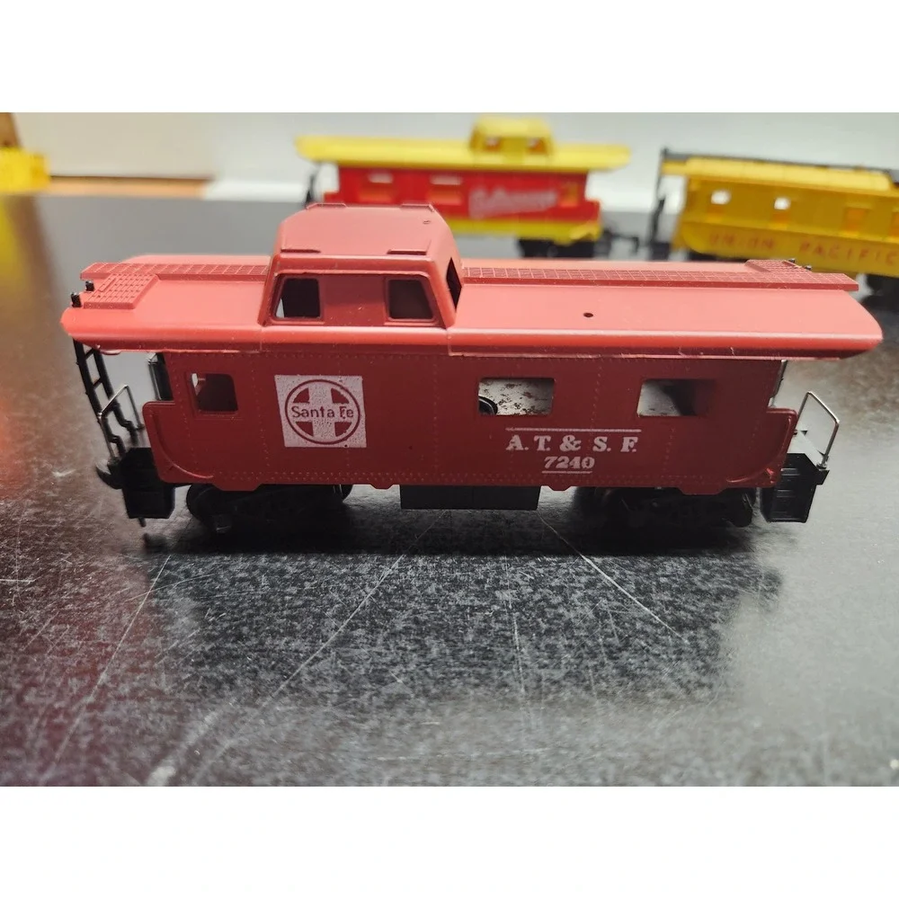 Various ho scale